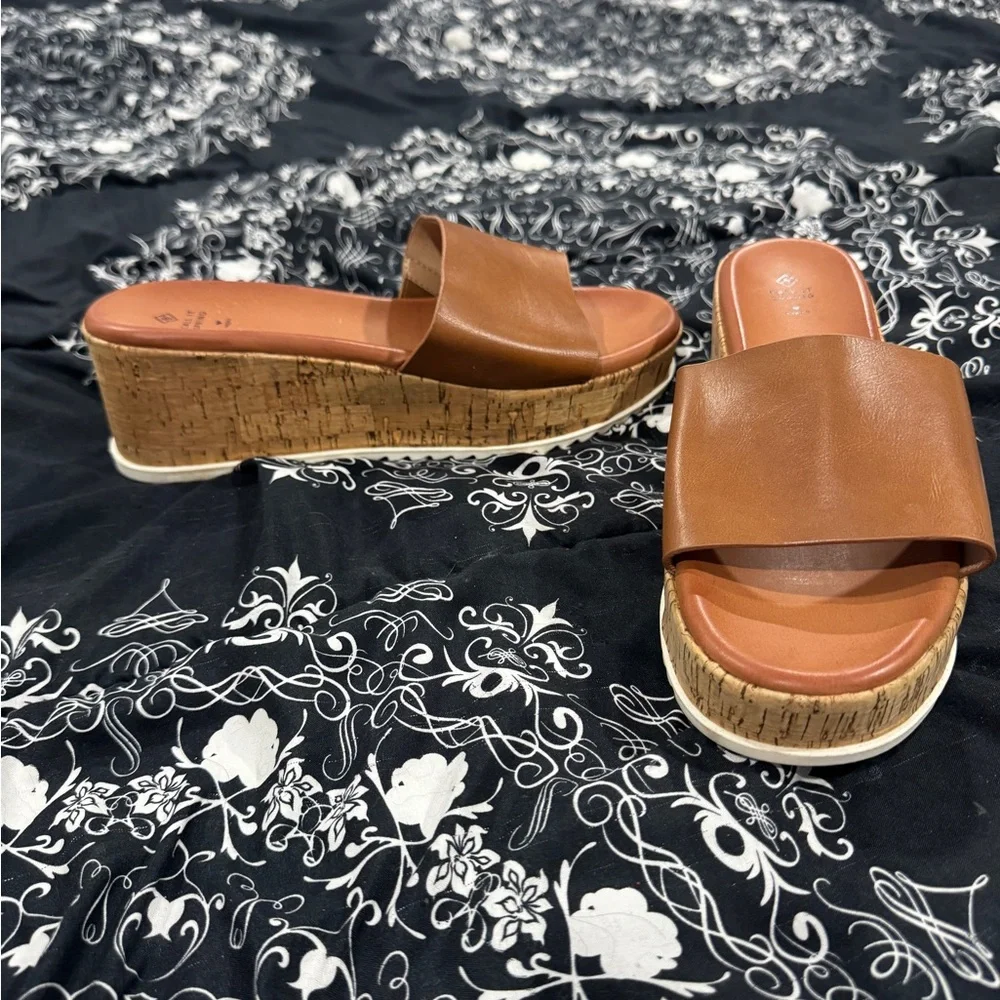 Call It Spring Tan Platform Slides - Picture 2 of 4